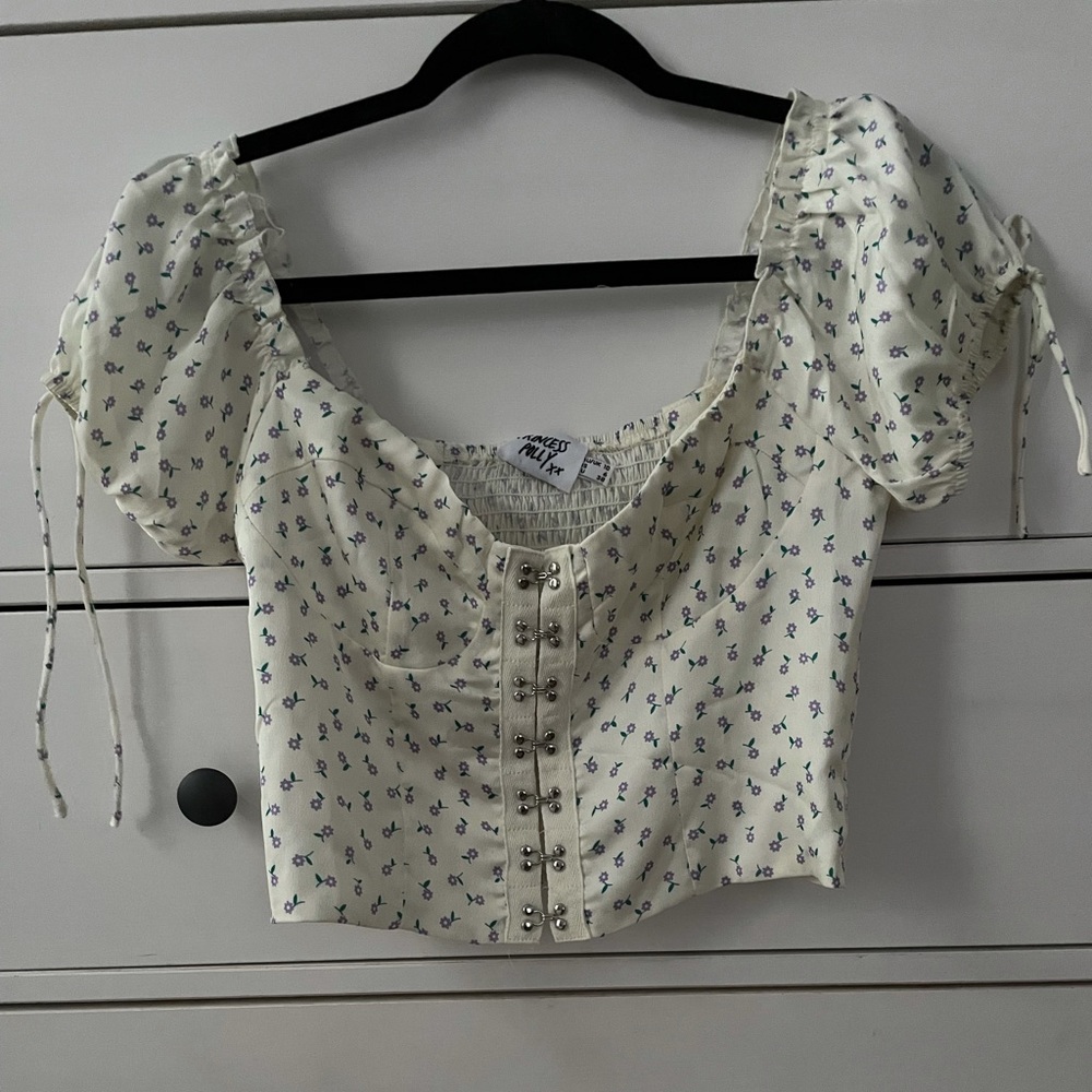 Allyson top